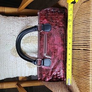 NWOT, Primeware insulated wine clutch/tote/cooler, burgandy